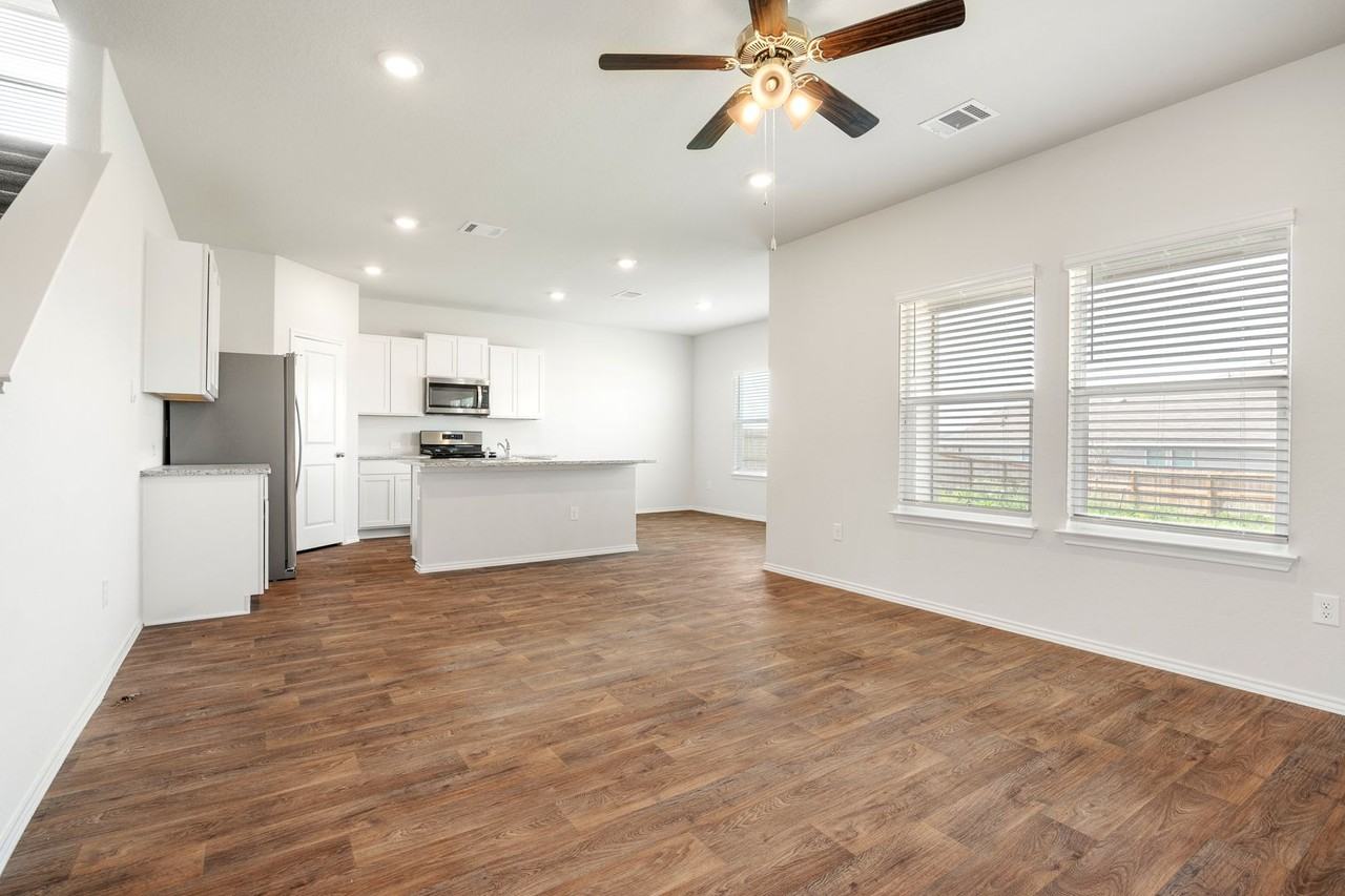 15735 Clove Spice Way - Photo 3 of 16