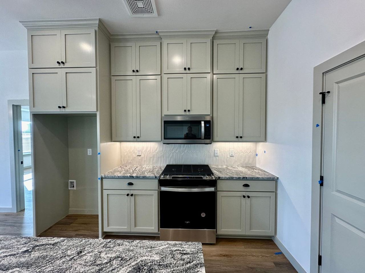 13507 13507 S. 95th Ave. E. - Photo 3 of 25