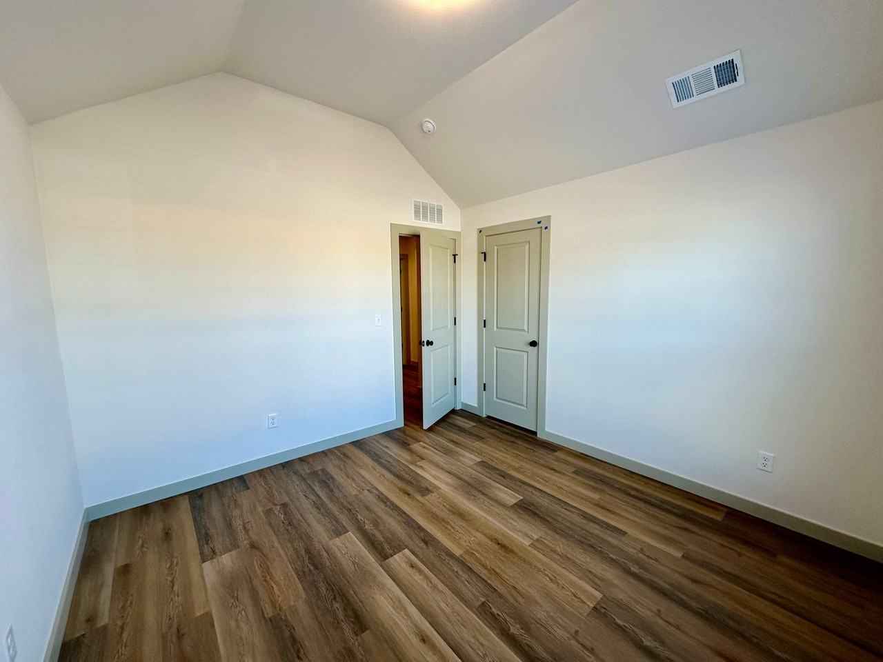 13507 13507 S. 95th Ave. E. - Photo 7 of 25