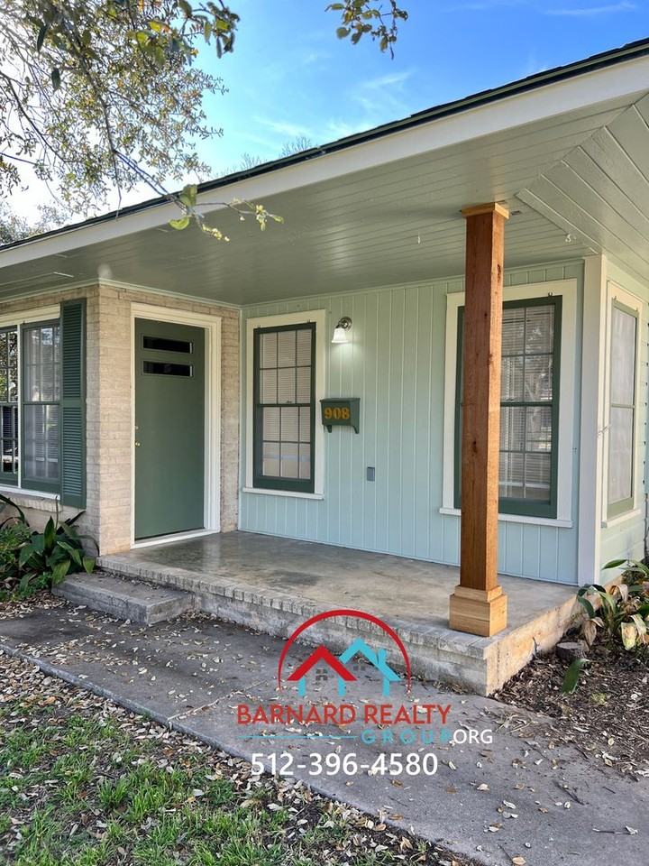 908 W San Antonio St - Photo 3 of 16