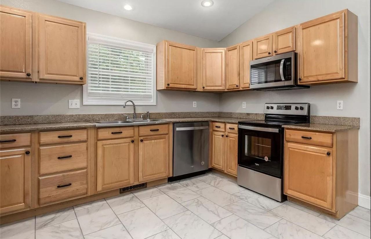 114 Mesa Dr - Photo 5 of 29