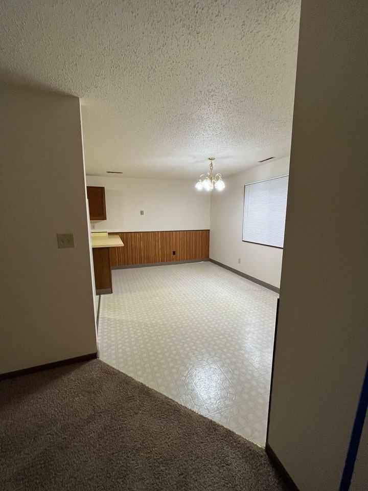 Tropicana Apartments 825 Partridge St, Duluth, MN 55811 Zumper