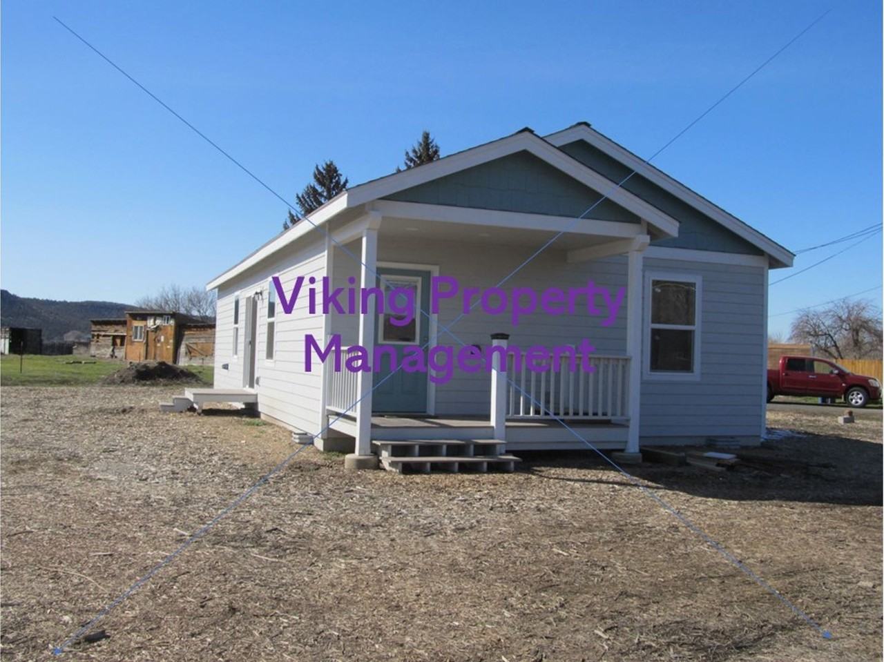 1283 Nw Madras Hwy - Photo 2 of 17