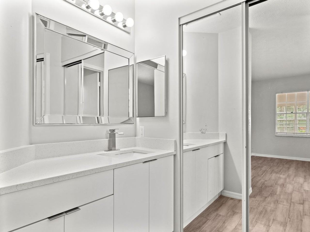 1868 Sixty Oaks Ln - Photo 7 of 11