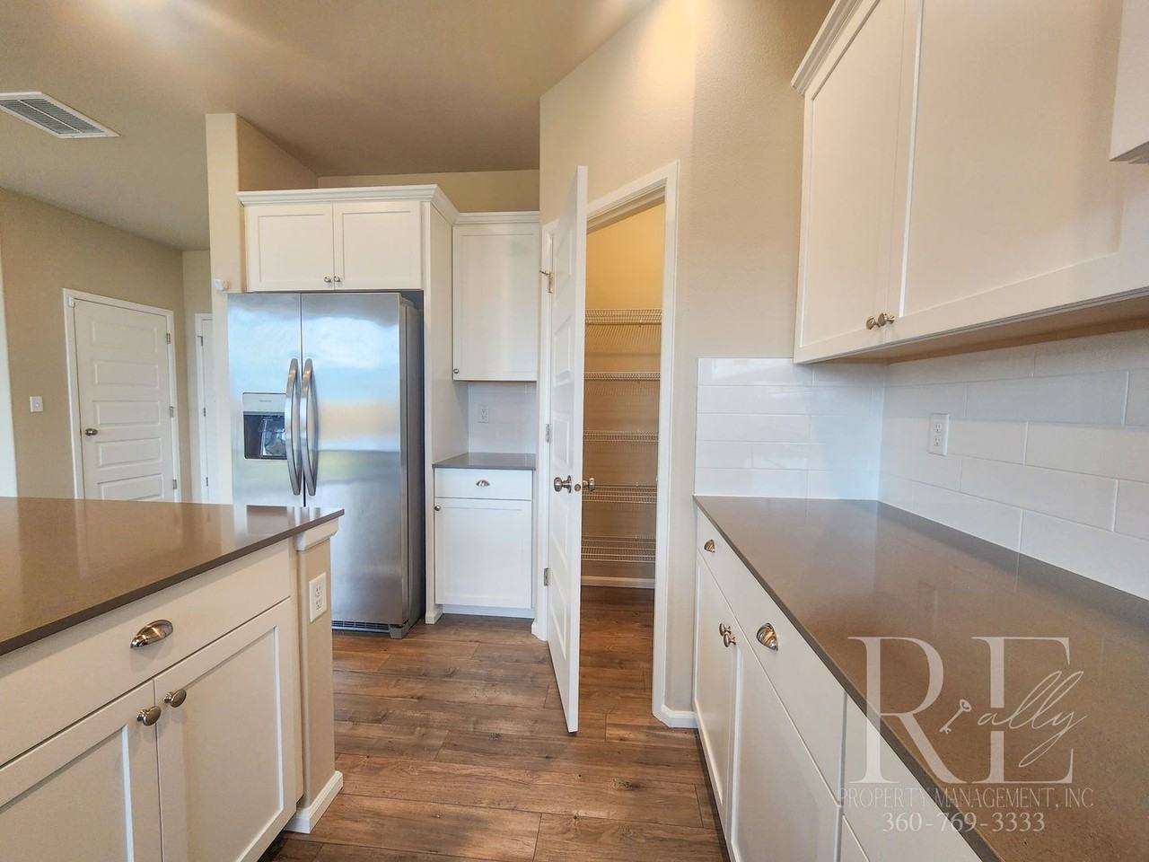1459 Baker Heights Loop - Photo 5 of 37