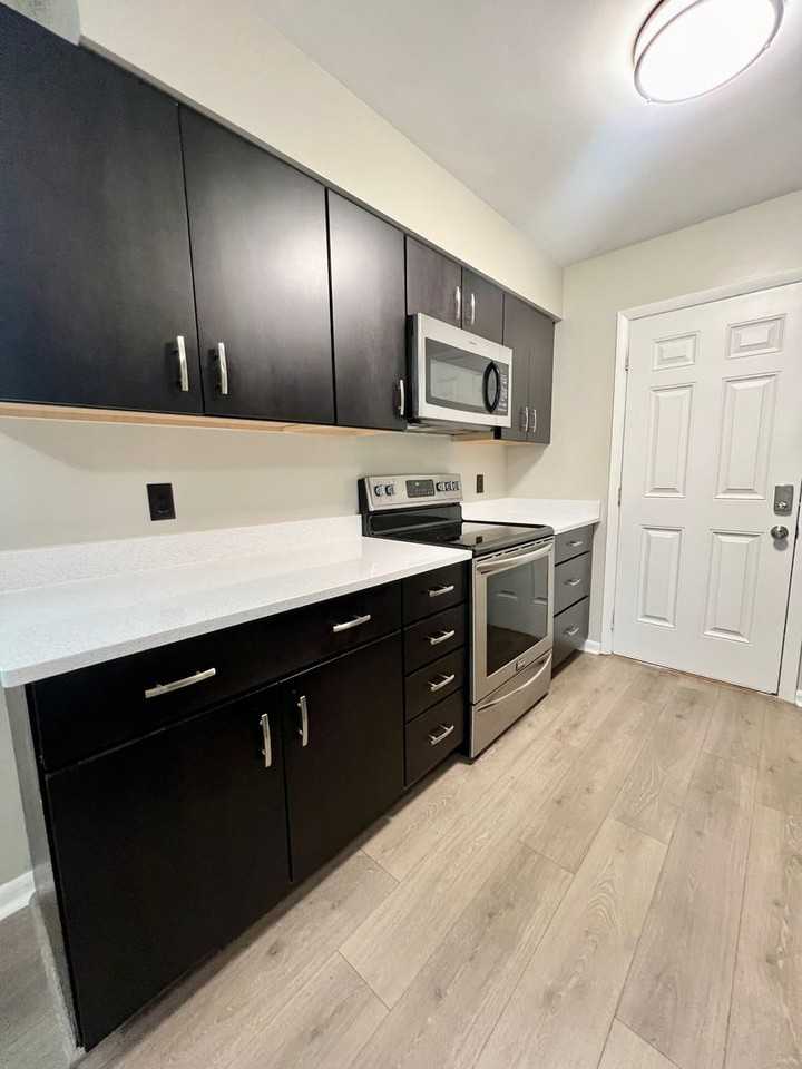 7589 7589 S 12th Street - Photo 3 of 21