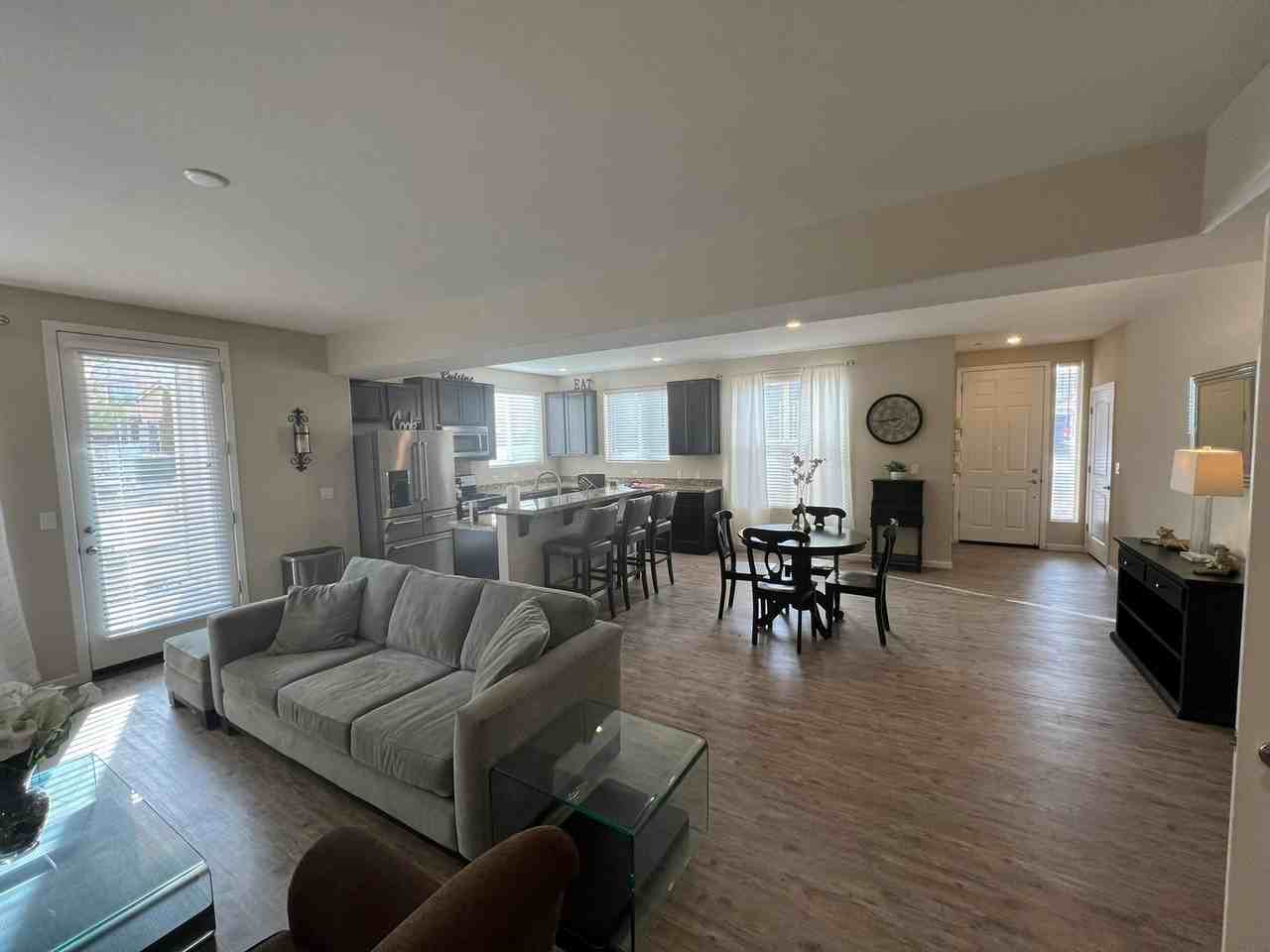 541 Costa Azul Dr - Photo 3 of 26