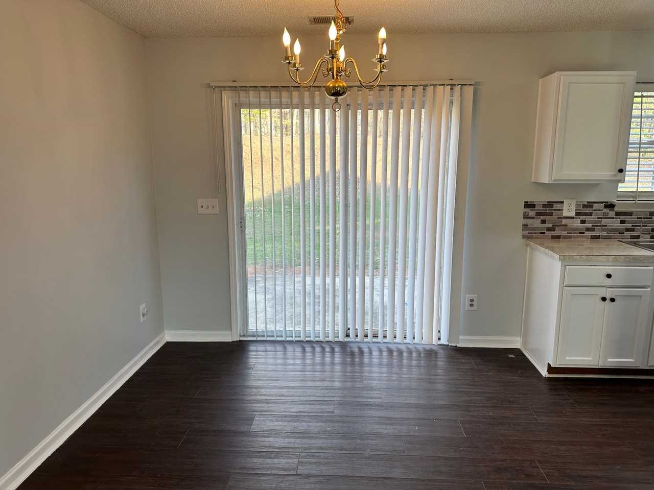 3534 Joel Turner Dr - Photo 5 of 9