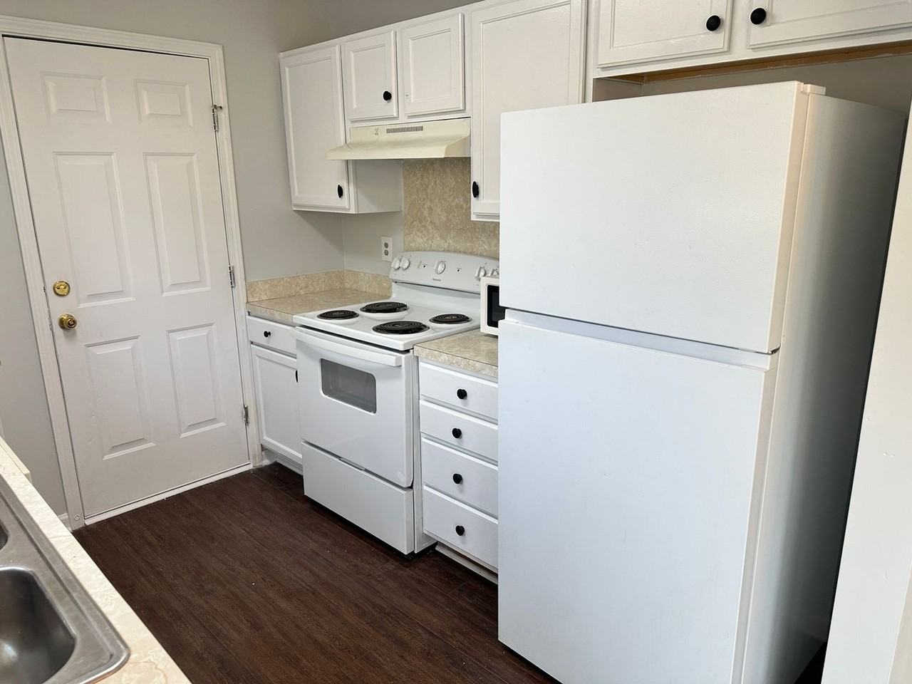 3534 Joel Turner Dr - Photo 7 of 9