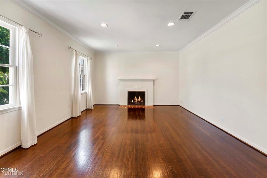 8519 Palma Vista St - Photo 3 of 10