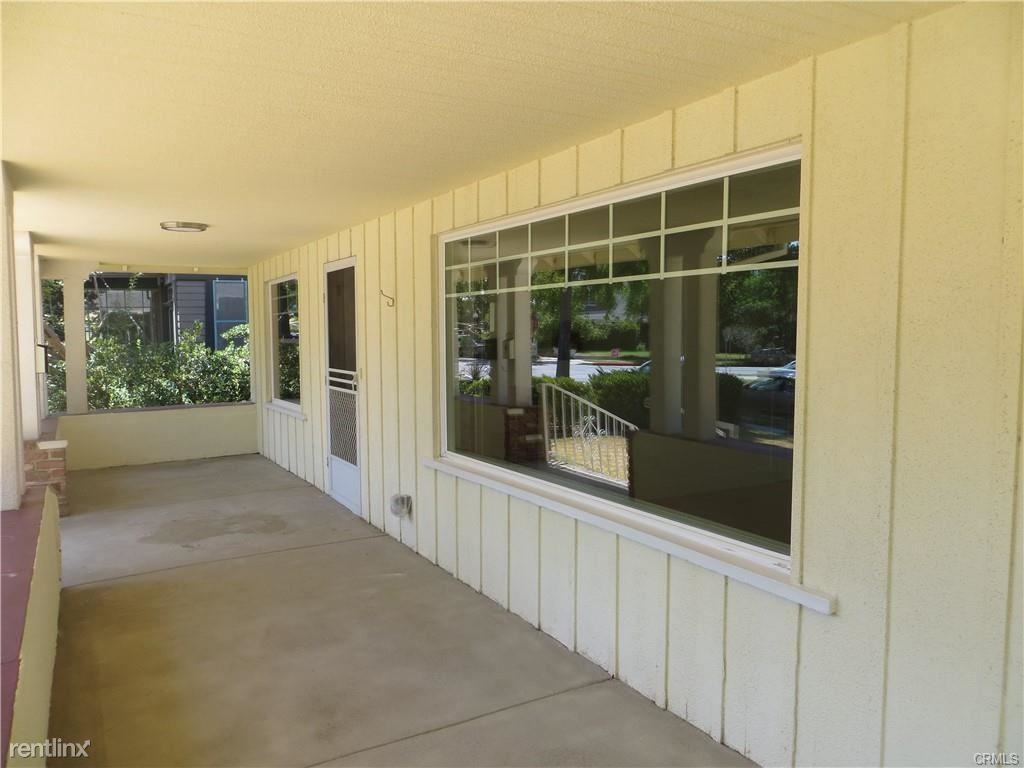 1130 Oxley St - Photo 2 of 7