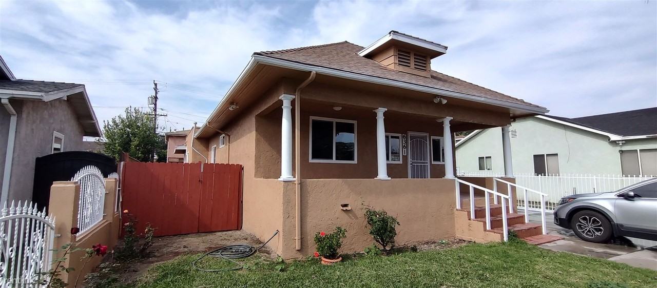 6361 Marconi St - Photo 2 of 30