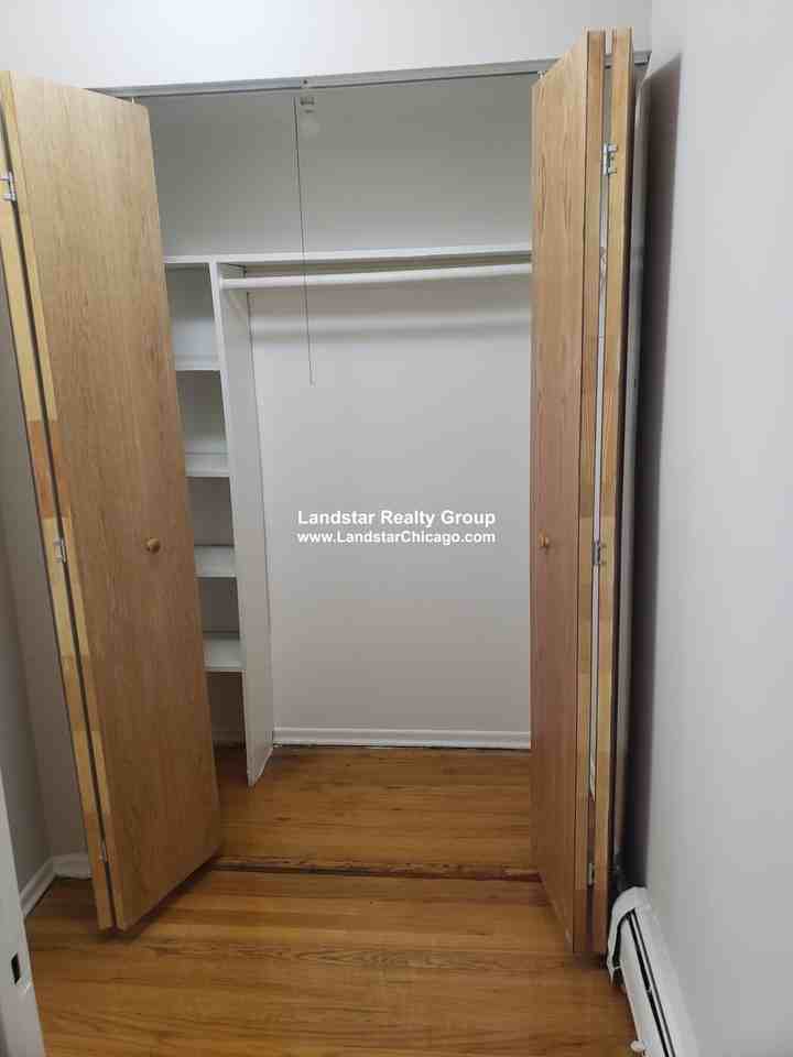 1515 W Morse Ave #405 - Photo 5 of 5