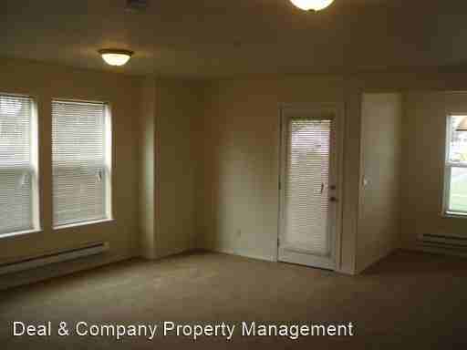 300 SE 148th Ave. - Photo 2 of 6