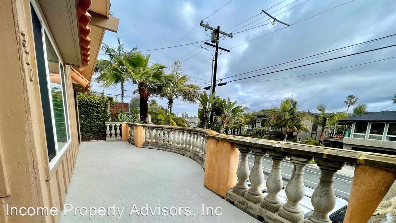 Ocean Front Encinitas - Photo 2 of 11