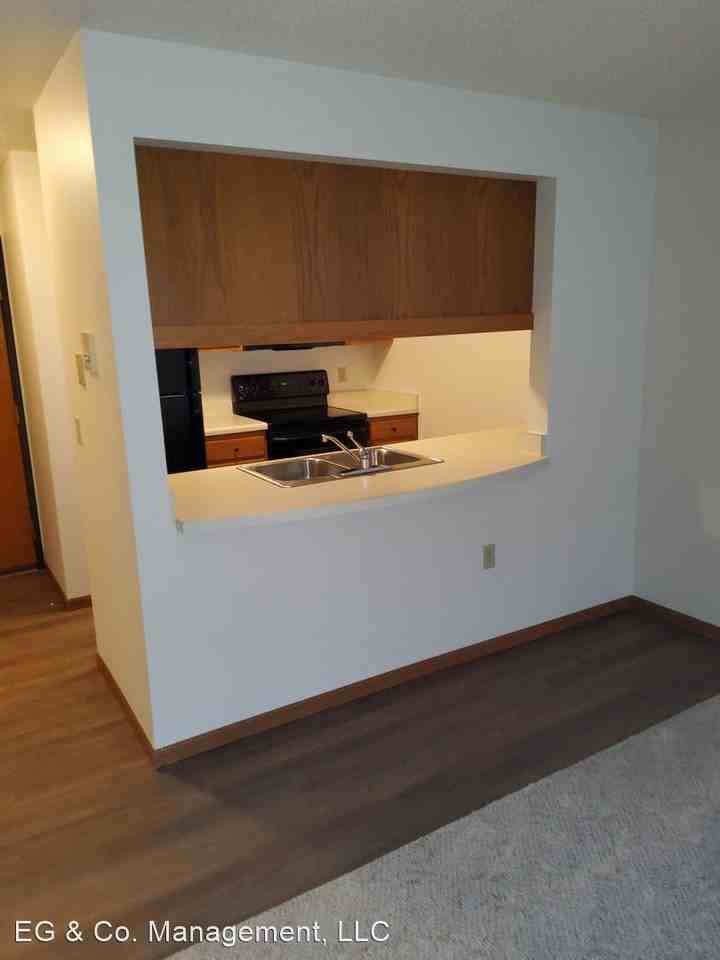 3125 N Broadway - Photo 3 of 23