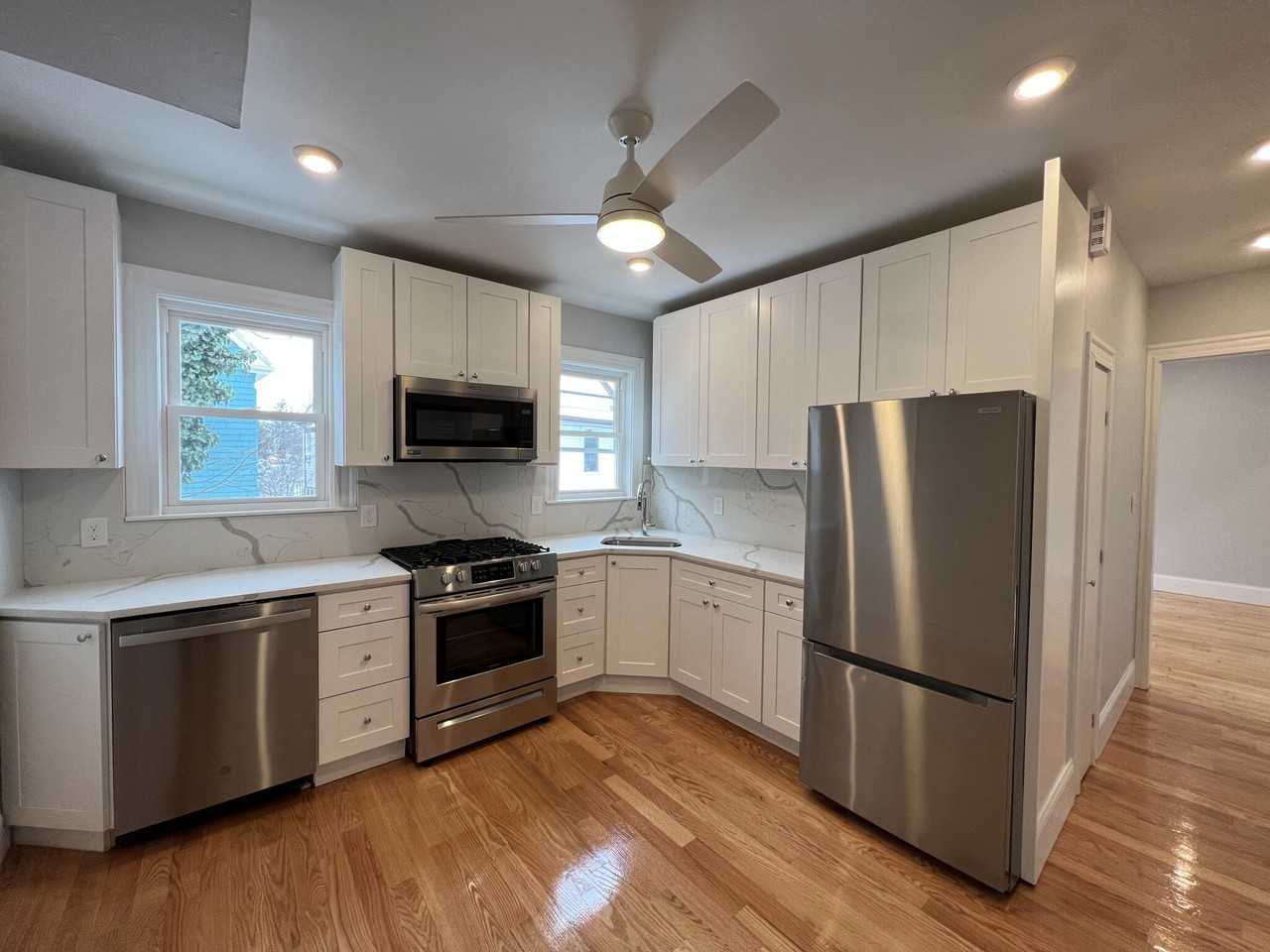 11 Burnham St #2 - Photo 3 of 26