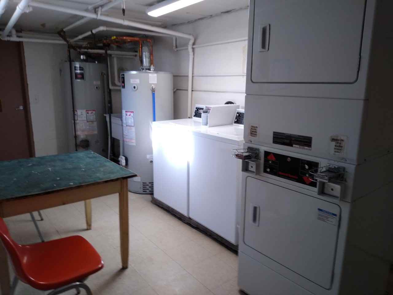 212 Ne 3Rd Ave - Photo 2 of 25