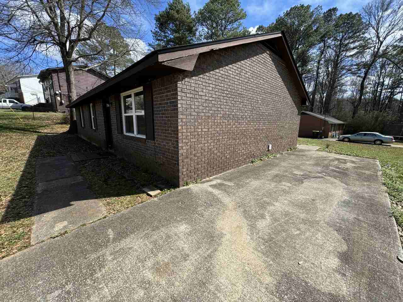42 Westgate Park Ln - Photo 2 of 21