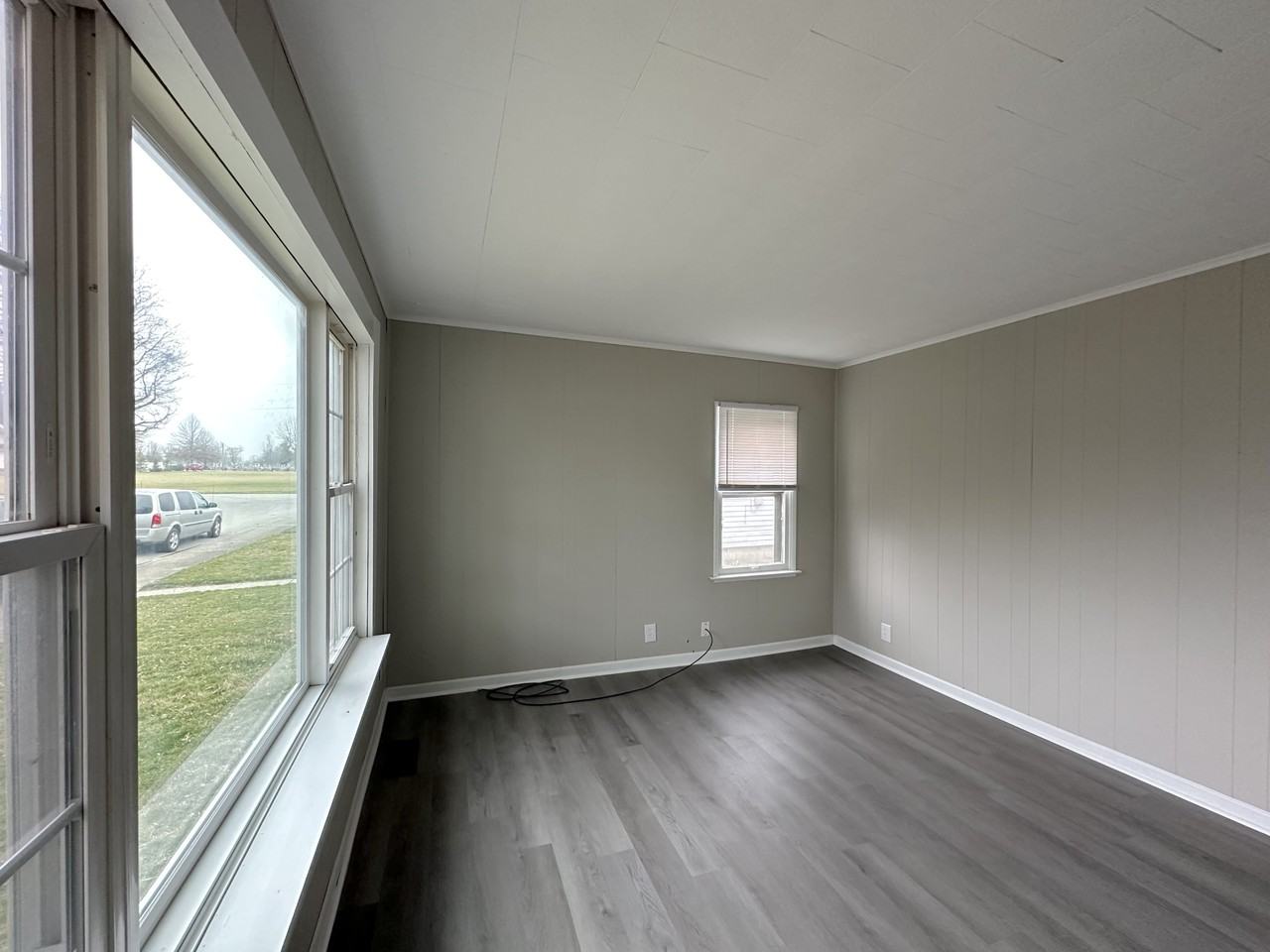 224 2nd St - Photo 3 of 24