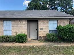 1000-1202 Indian Springs - Photo 2 of 2