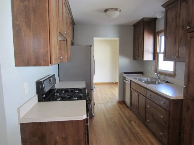 11041 Yukon St Nw - Photo 5 of 15