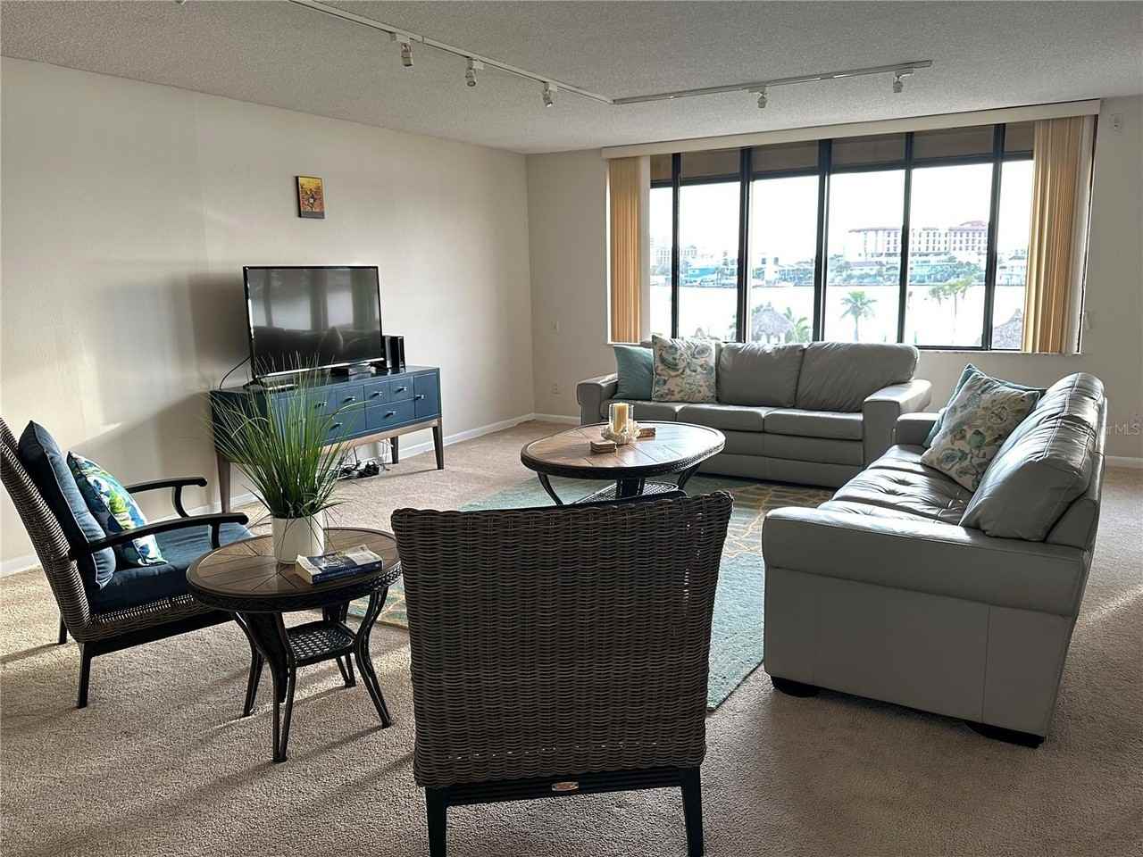 736 Island Way #204 - Photo 7 of 40