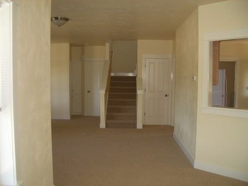 930 Kristen Way - Photo 2 of 14