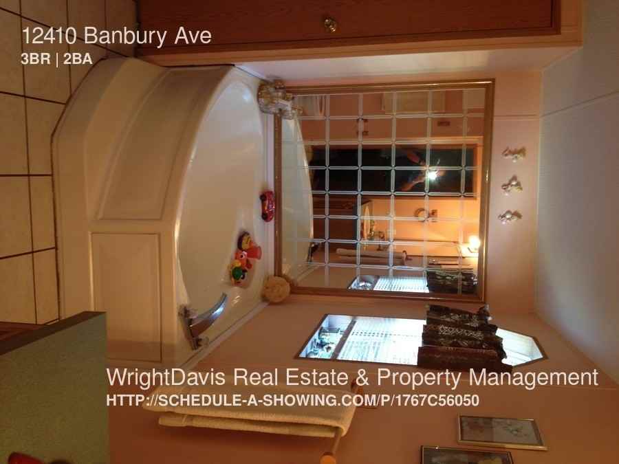 12410 Banbury Ave - Photo 3 of 4