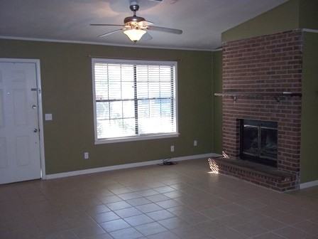 275 Cherry Ln - Photo 2 of 9