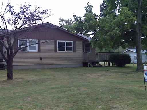 16708 136th Ave - Photo 2 of 10