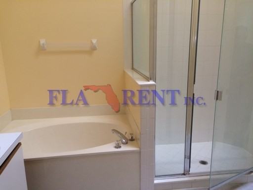 411 Augustine Ct - Photo 3 of 7