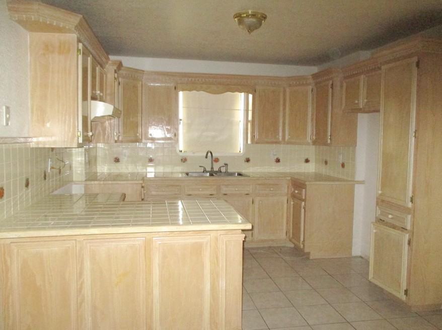 1900 El Pinto Rd - Photo 3 of 15