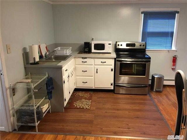 2390 Elbert Ave - Photo 2 of 14