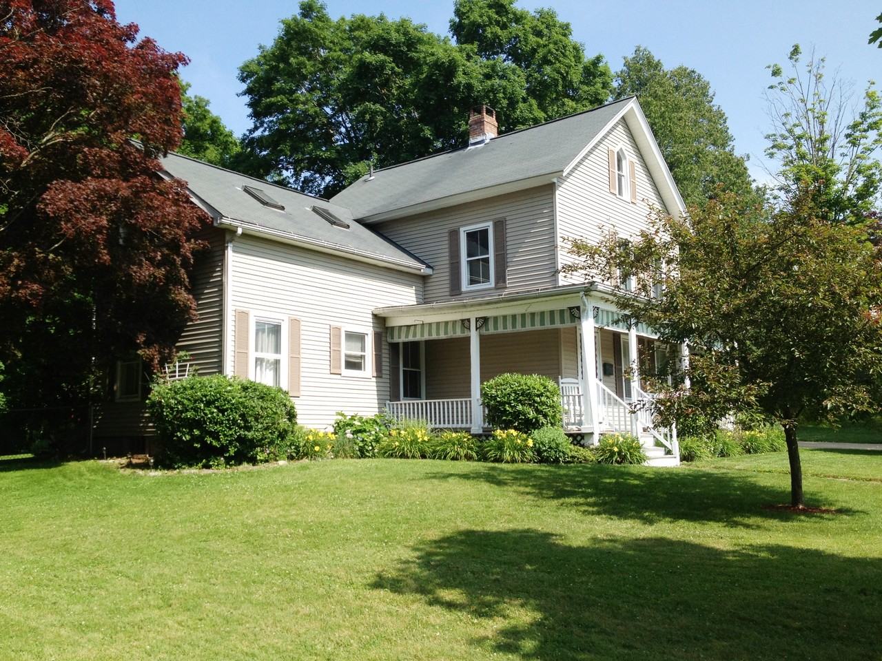 21 Prospect St - Photo 3 of 24