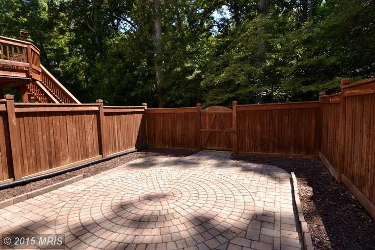 1270 Breckenridge Cir - Photo 2 of 19