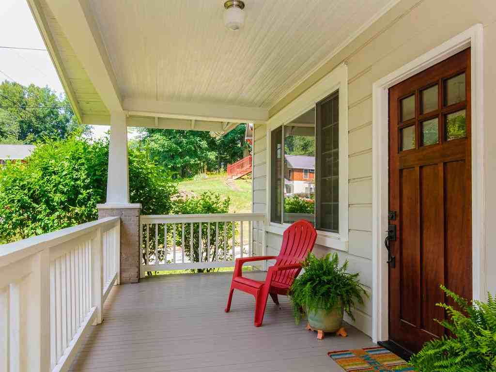 119 Houston St - Photo 2 of 9