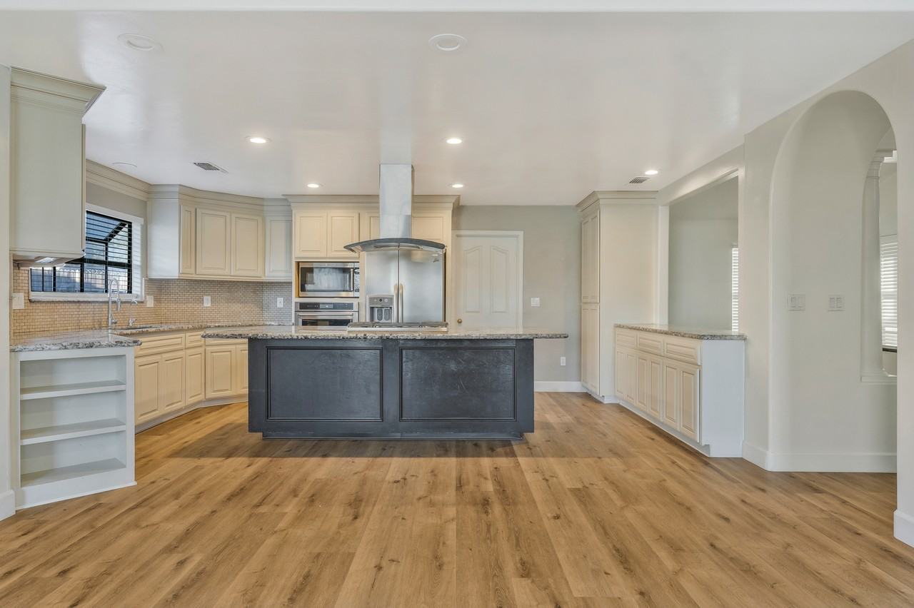 5106 Glacier Canyon Ct #1 - Photo 2 of 8