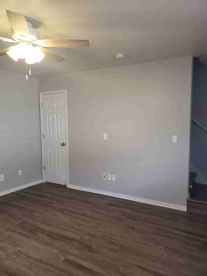 1949 N 275 W #15 - Photo 5 of 31