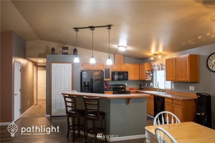 24957 50th Ave E - Photo 3 of 8