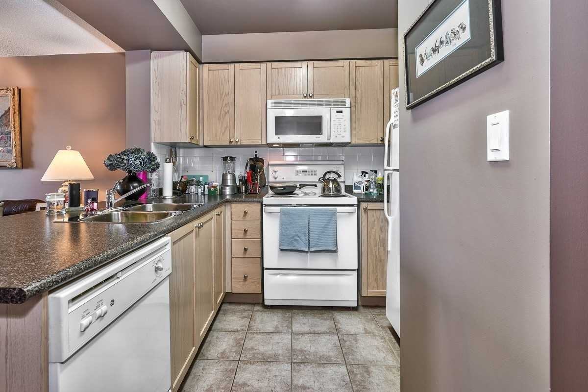 4879 Kimbermount Avenue - Photo 6 of 19