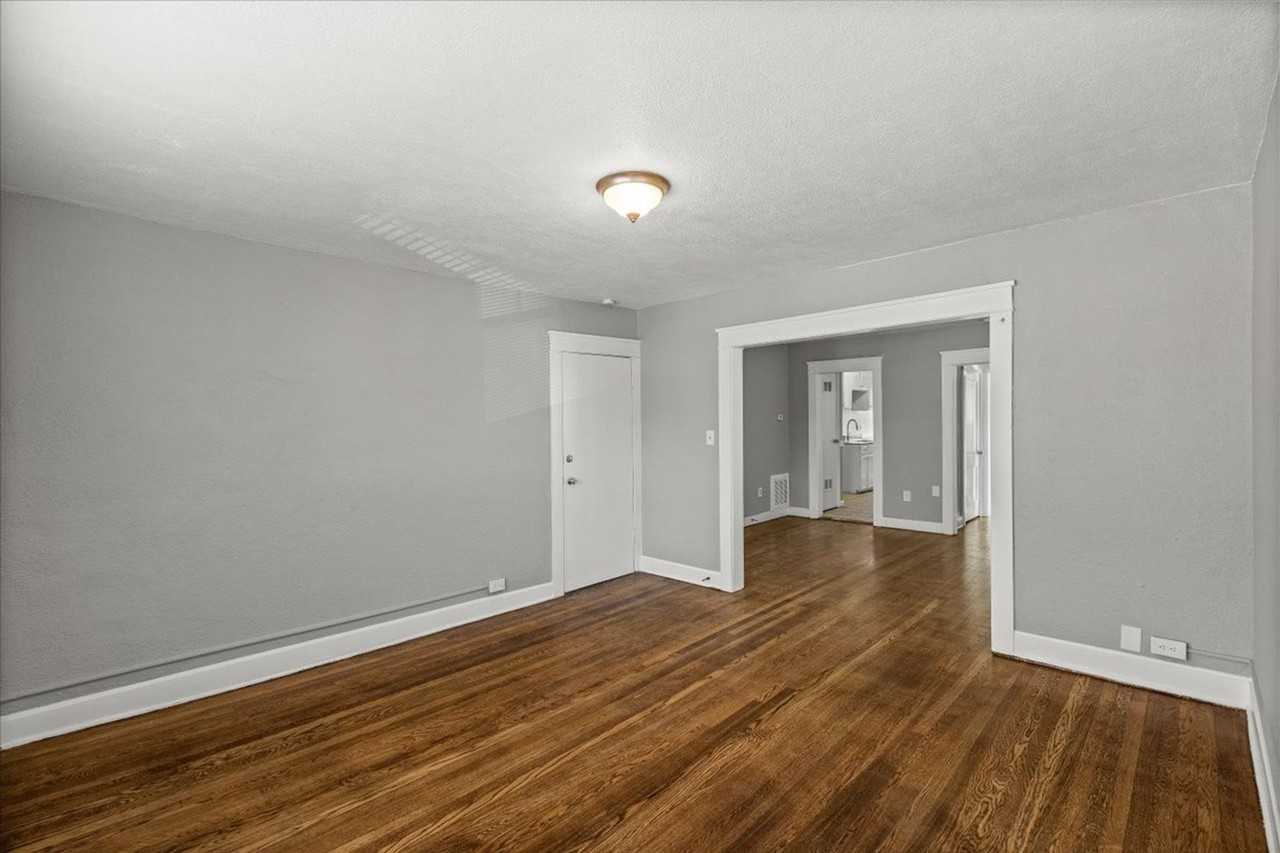 3913 Scarritt Northeast Apartments - Photo 3 of 12