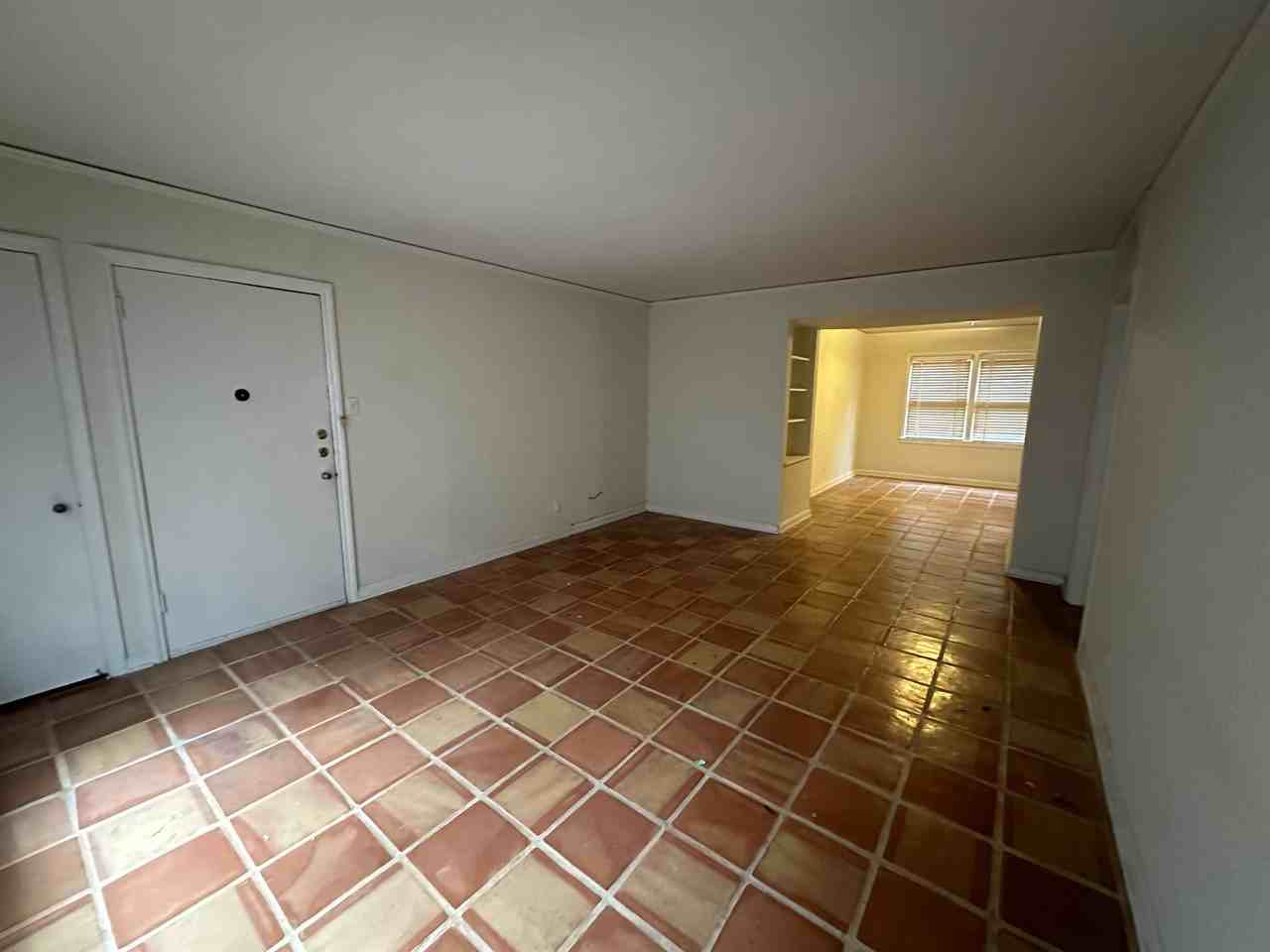 1928 North Boulevard - 01 - Photo 3 of 12