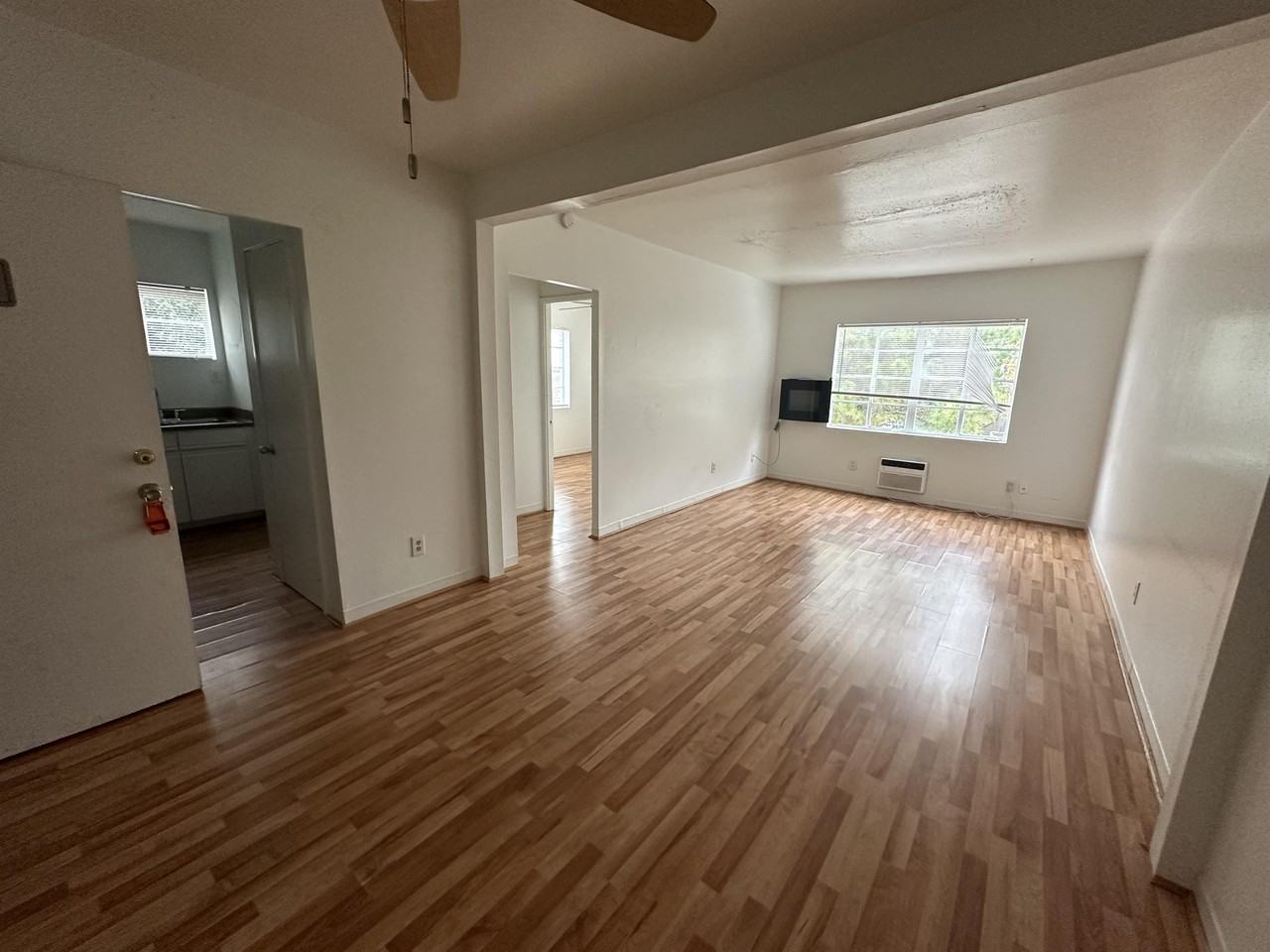 5611 Jackson Street #5611-01 - Photo 2 of 13