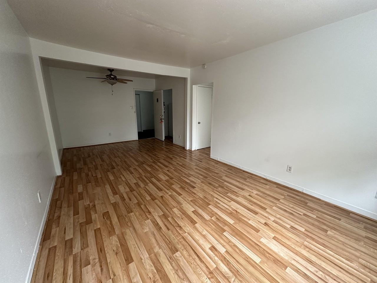 5611 Jackson Street #5611-01 - Photo 4 of 13