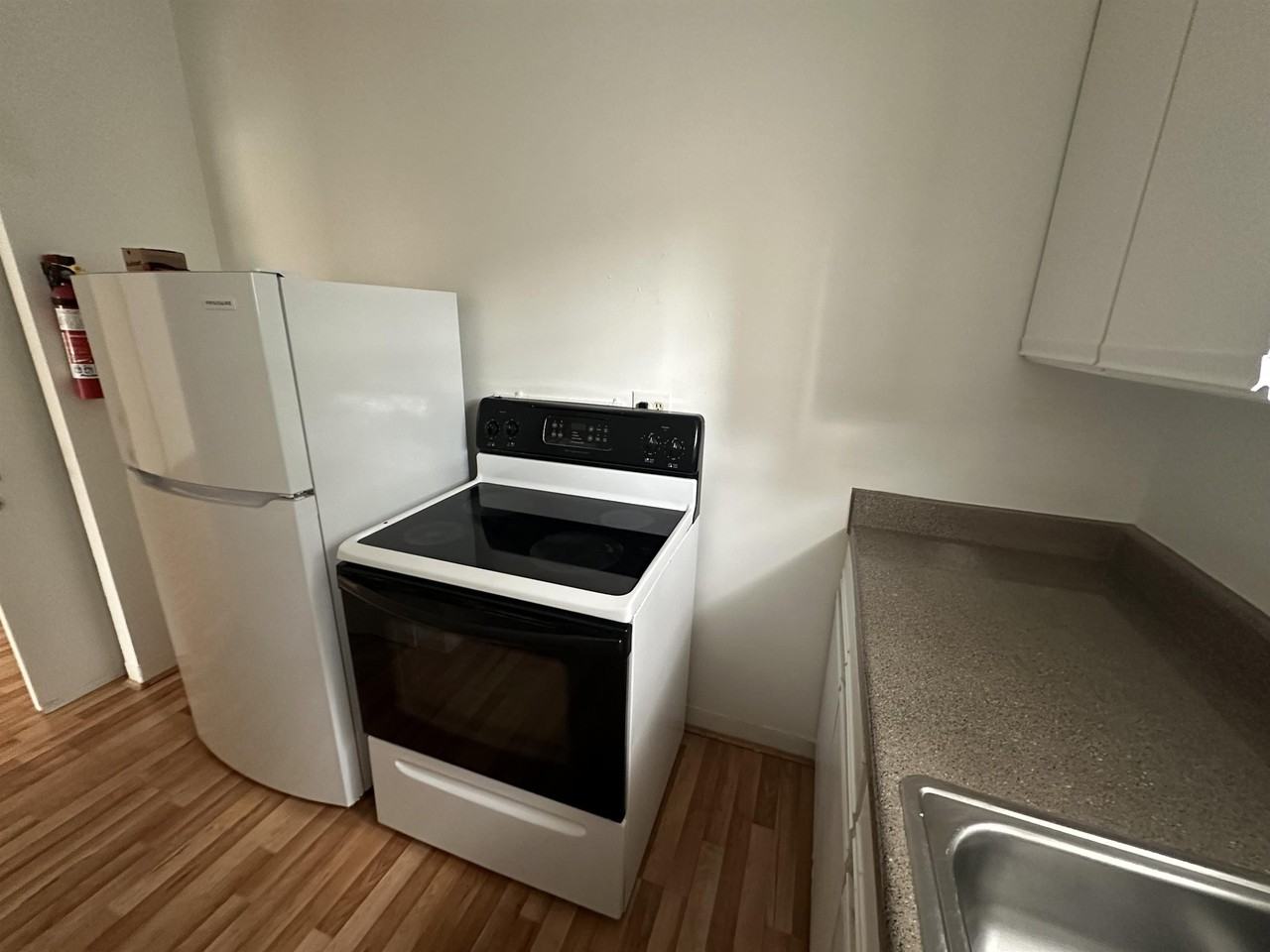 5611 Jackson Street #5611-01 - Photo 6 of 13