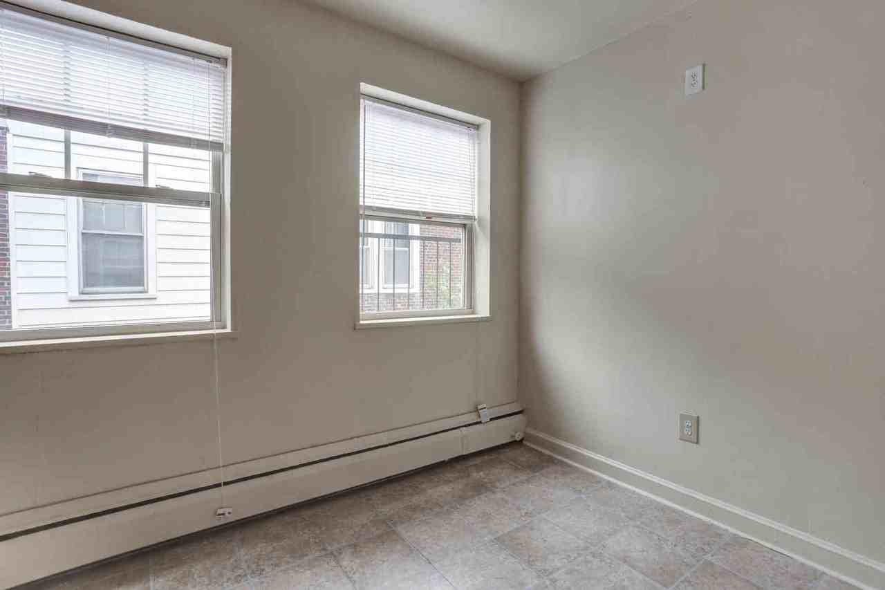 Magnolia Park - Photo 7 of 17