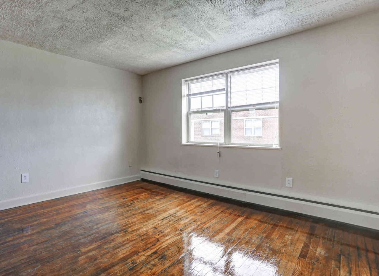 Magnolia Park - Photo 6 of 17