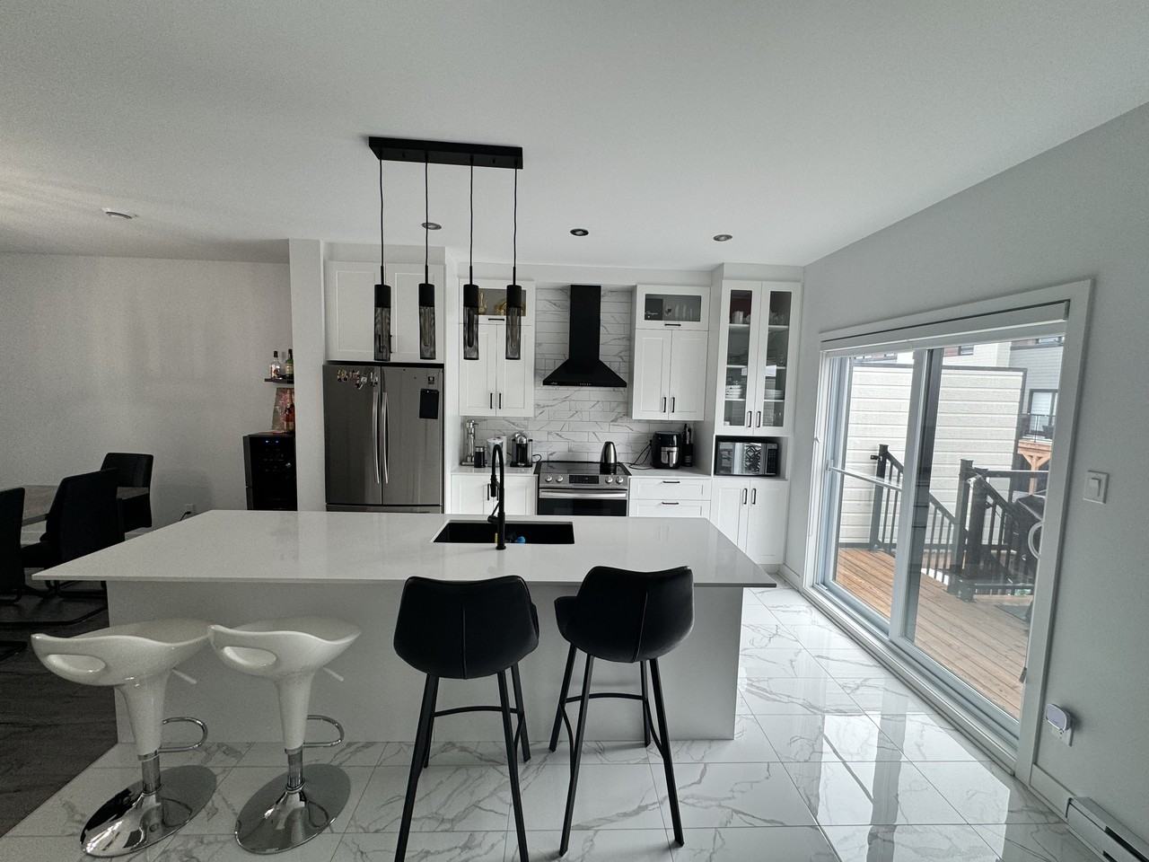 504 Rue des Hirondelles - Photo 3 of 14