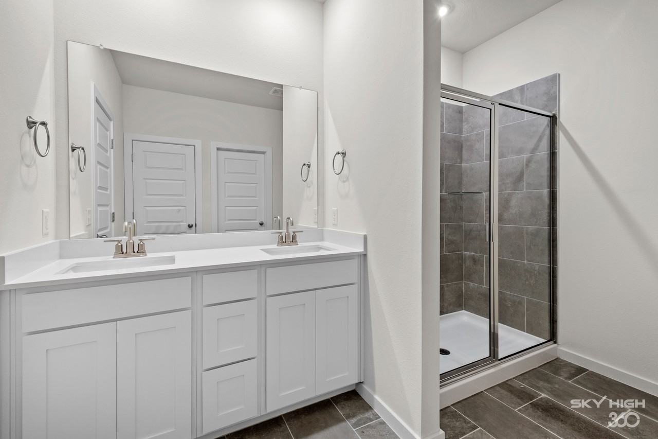 301 S Neon Ave #NA - Photo 7 of 24